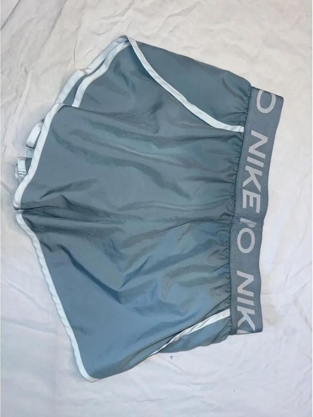 Nike pro nike dri fit Women's lined Blue Shorts sz M active